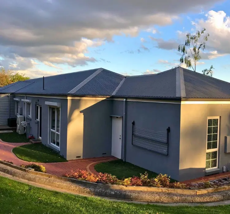 Roof painting work in Melbourne suburban area